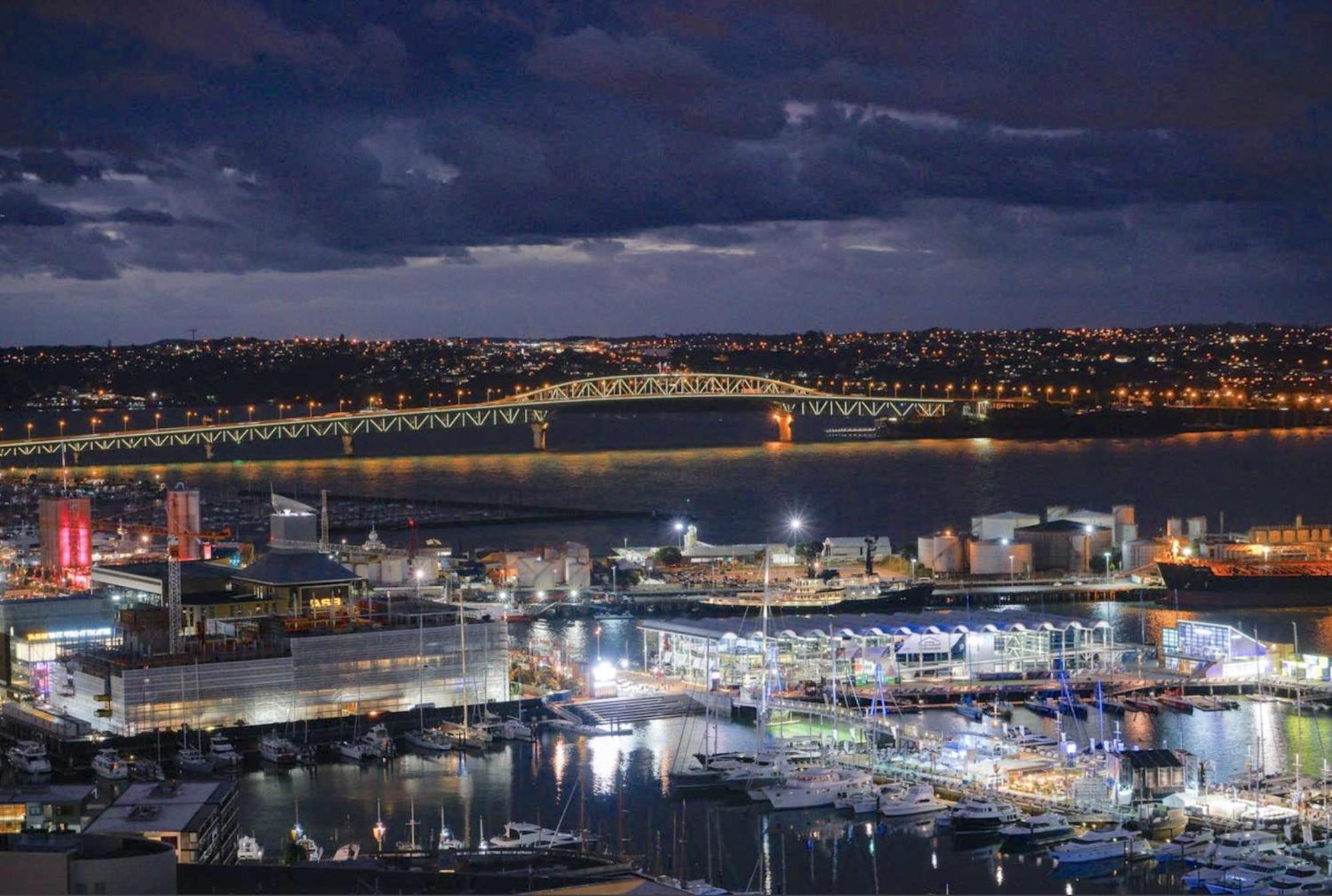 Gorgeous Seaview 2 Bedroom Apartment In Auckland Cbd Luaran gambar