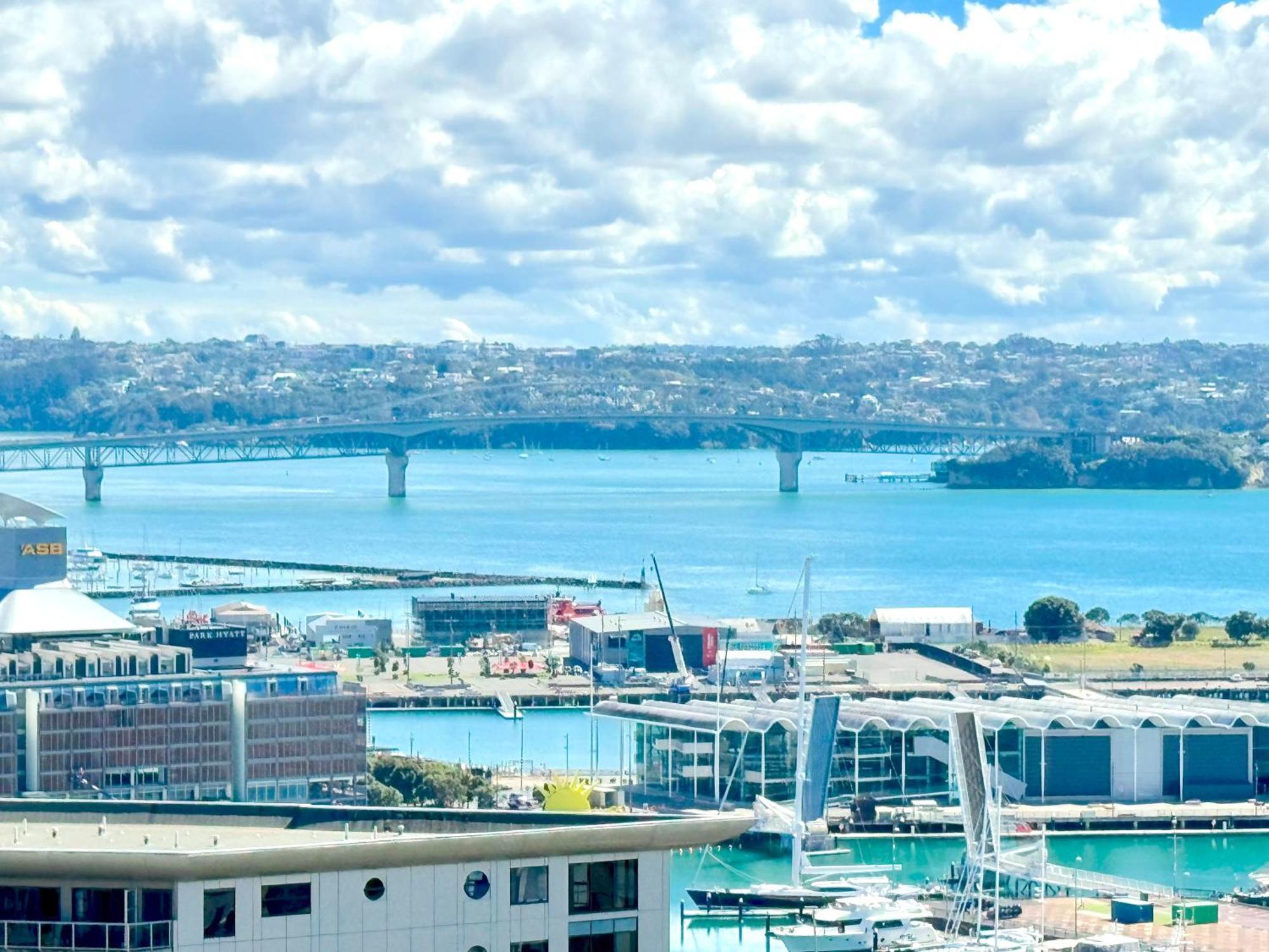 Gorgeous Seaview 2 Bedroom Apartment In Auckland Cbd Luaran gambar