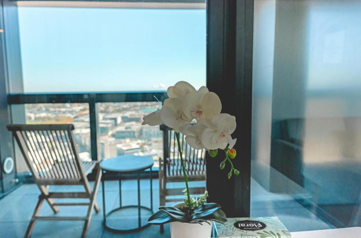 Gorgeous Seaview 2 Bedroom Apartment In Auckland Cbd Luaran gambar